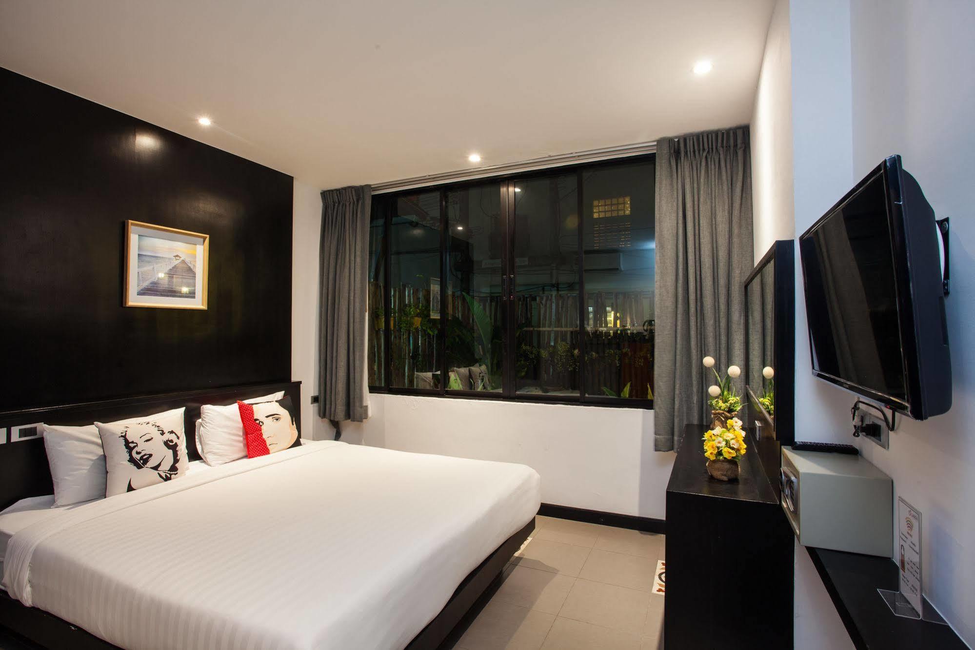 Islanda Boutique Hotel Patong Bagian luar foto