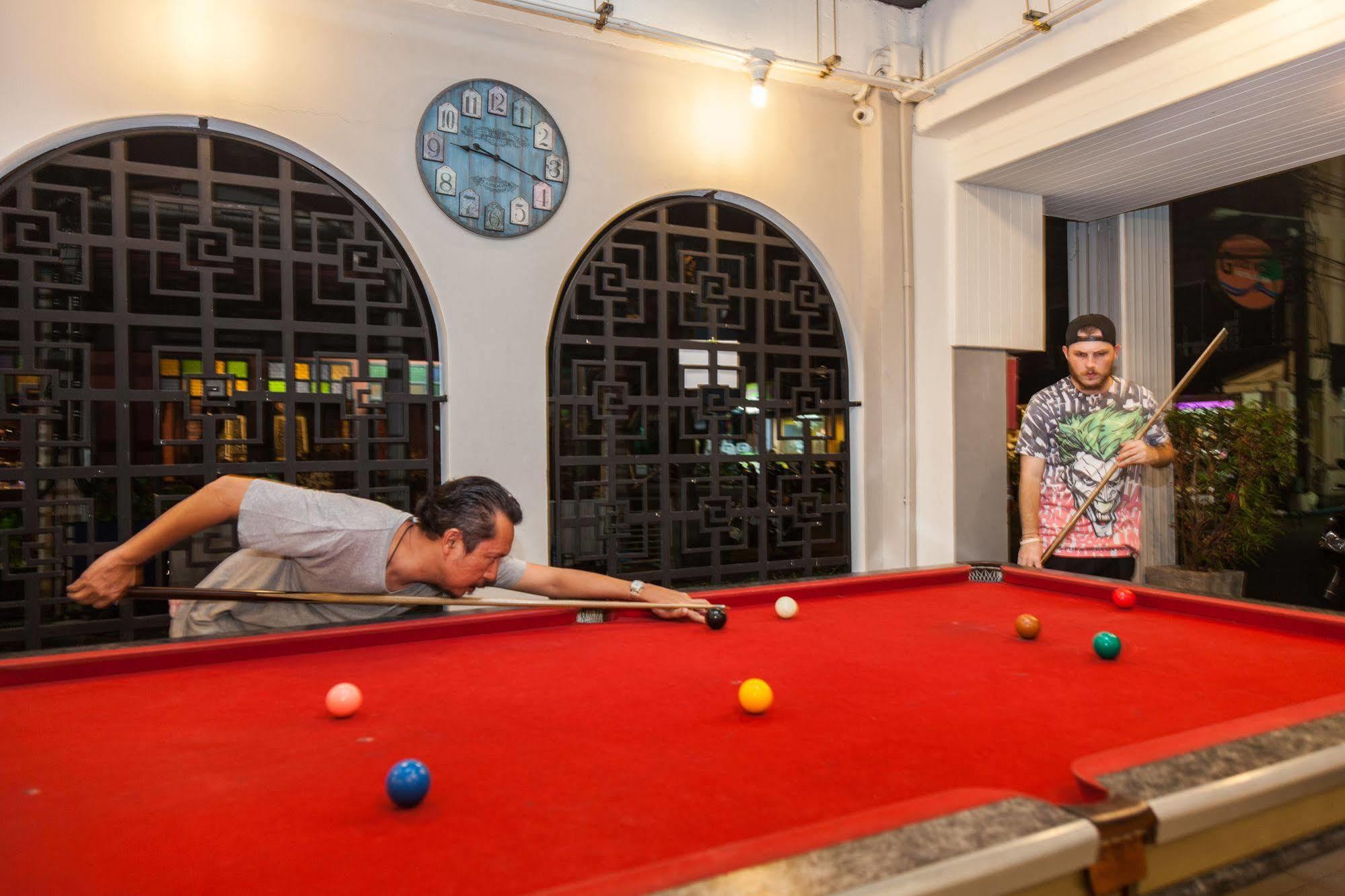 Islanda Boutique Hotel Patong Bagian luar foto